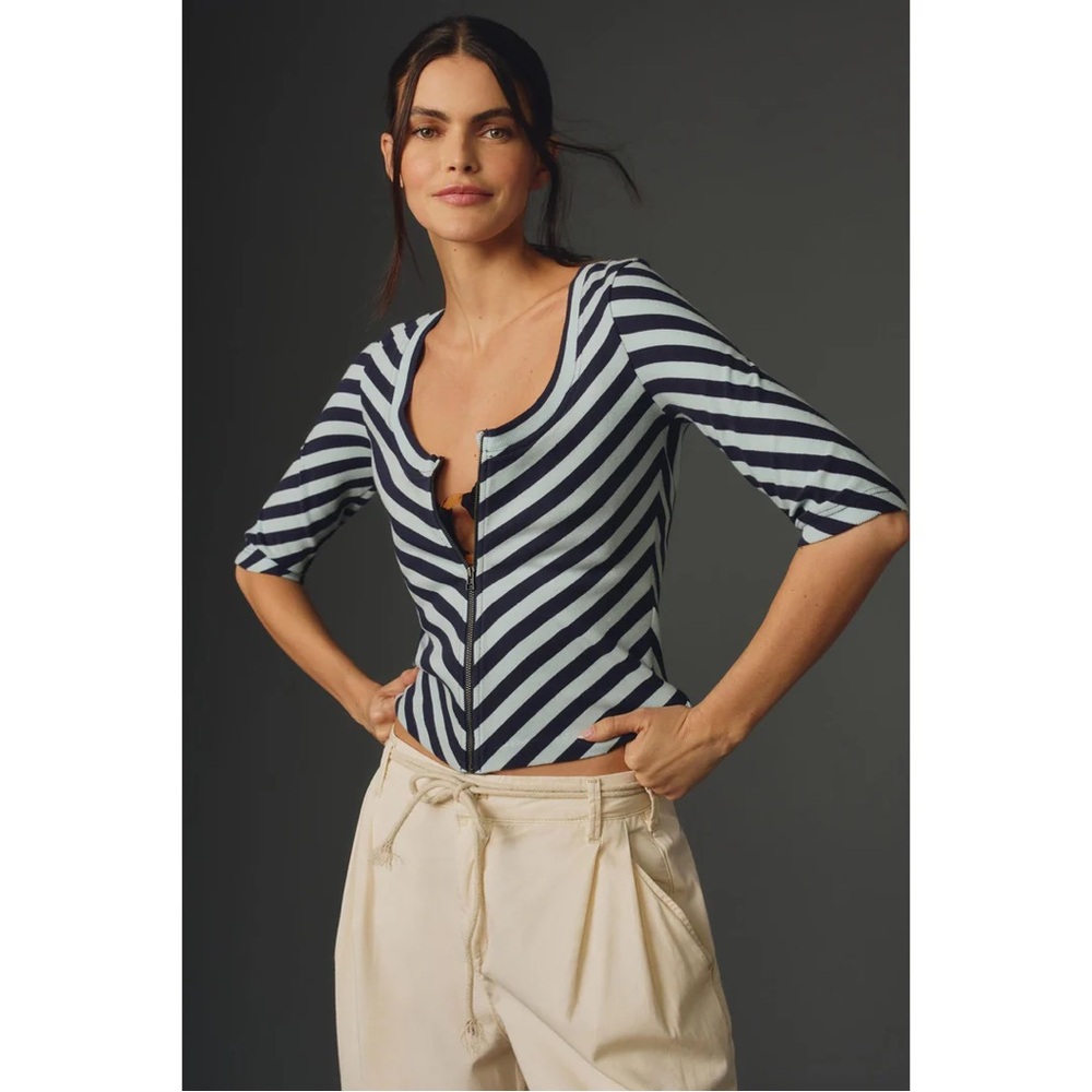 Maeve front-zip scoop-neck top in a navy blue and white Size XS